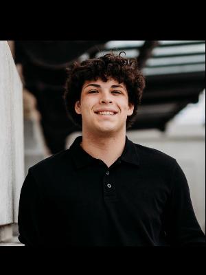 Hi my name is Ethan Duerksen, and I am a freshmen at Kansas state University studying Biology to hopeful pursue my dream of becoming a doctor to help those in need. I am also a part of Kansas States Phi Delta Theta chapter.